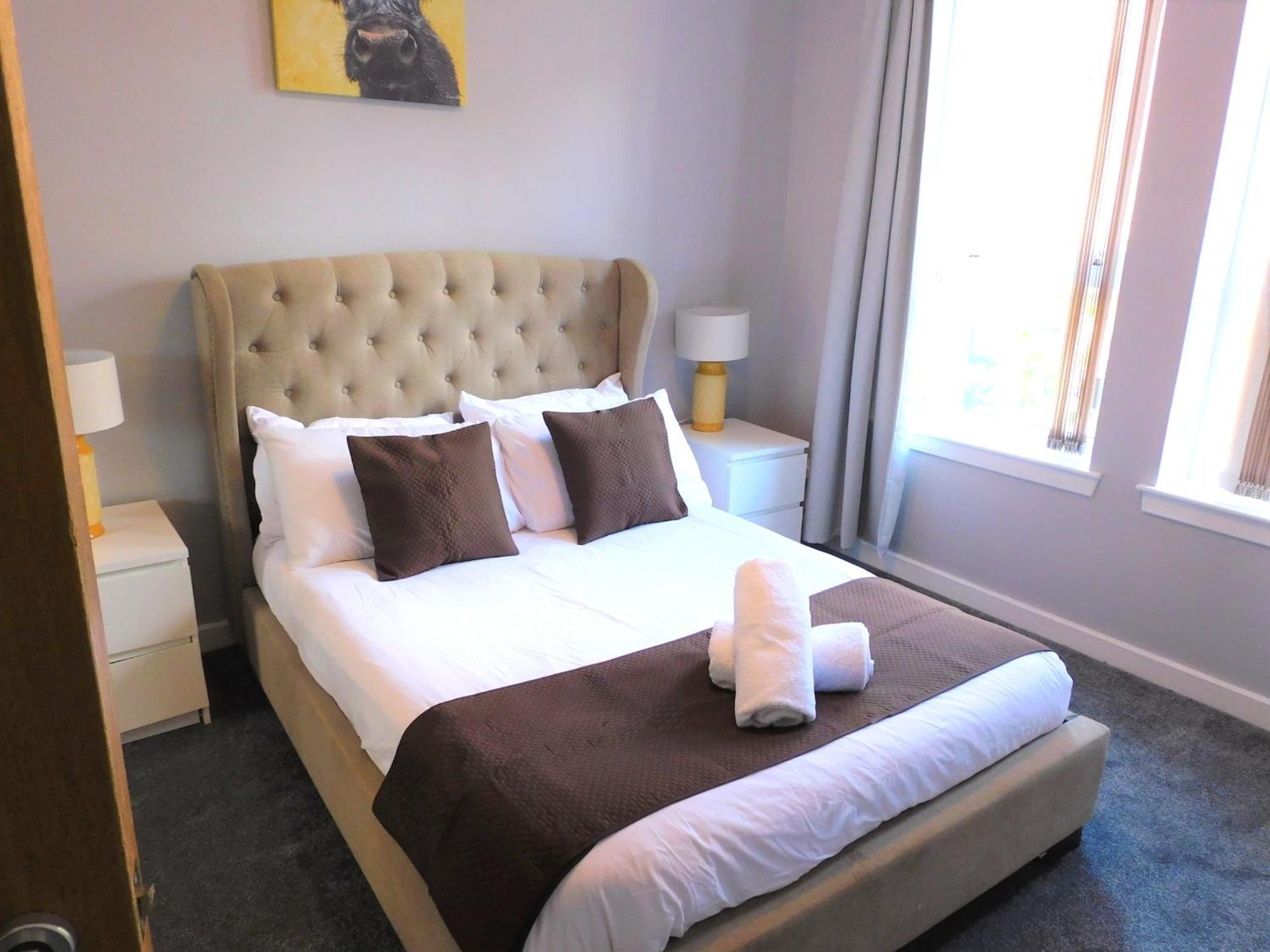 City Centre 2 Bedroom Apt, Close To M8 & Tourist Attractions グラスゴー エクステリア 写真