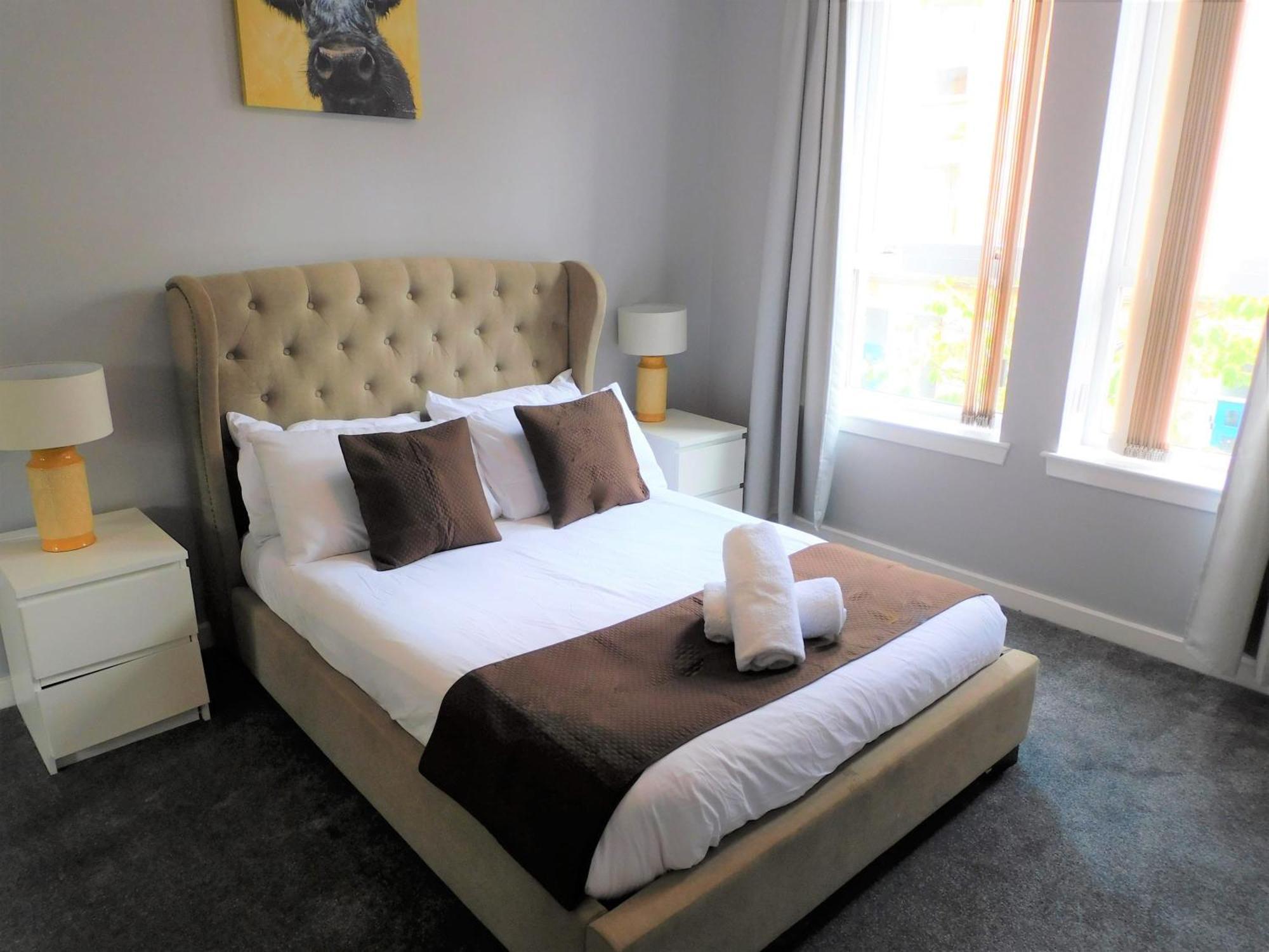 City Centre 2 Bedroom Apt, Close To M8 & Tourist Attractions グラスゴー エクステリア 写真