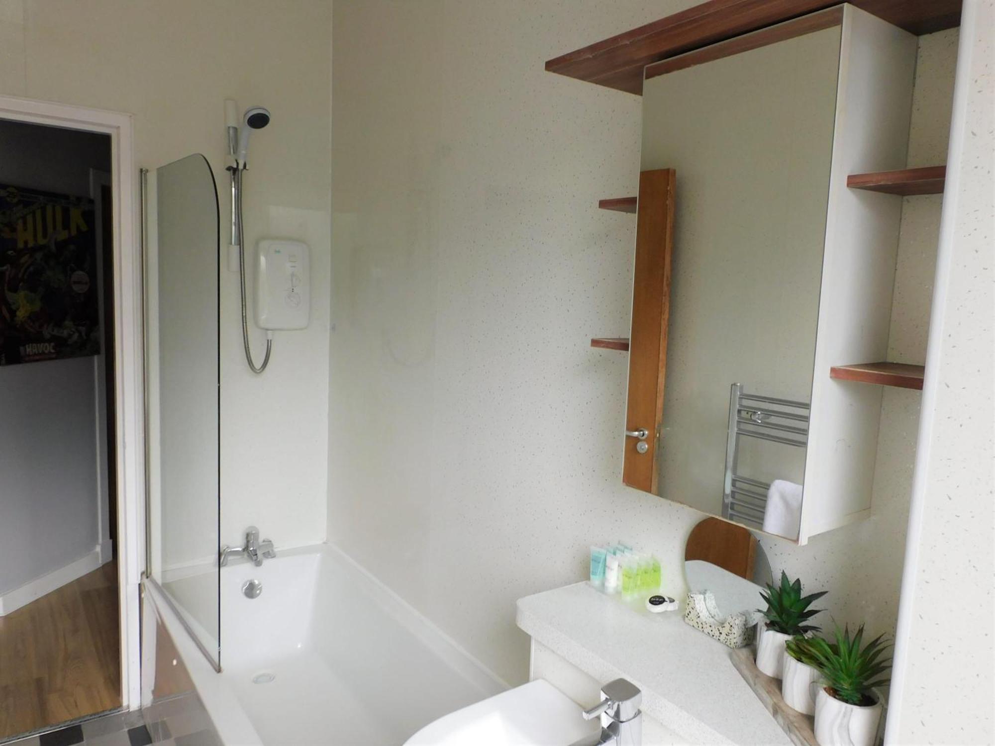 City Centre 2 Bedroom Apt, Close To M8 & Tourist Attractions グラスゴー エクステリア 写真