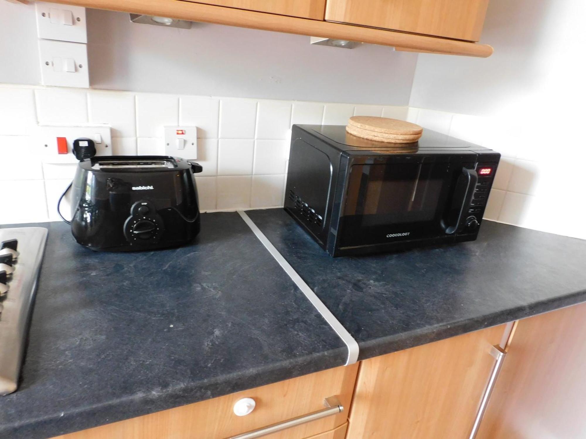 City Centre 2 Bedroom Apt, Close To M8 & Tourist Attractions グラスゴー エクステリア 写真
